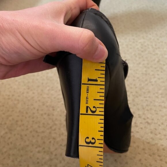 Black Heels, Size 10 - Picture 5 of 10